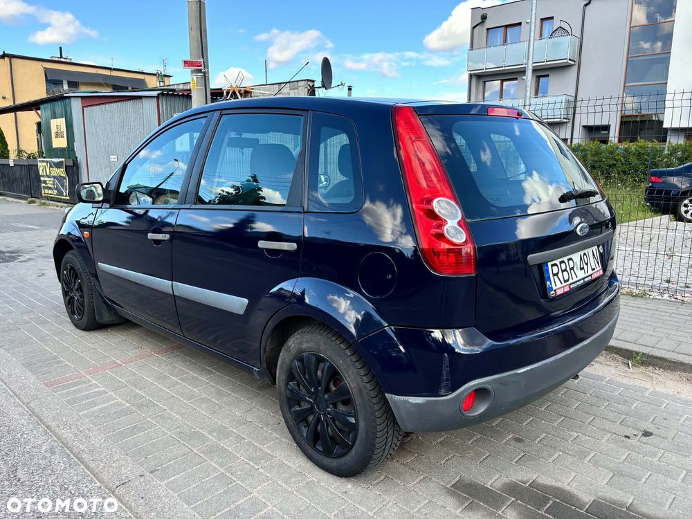 Ford Fiesta 1.3 - 4