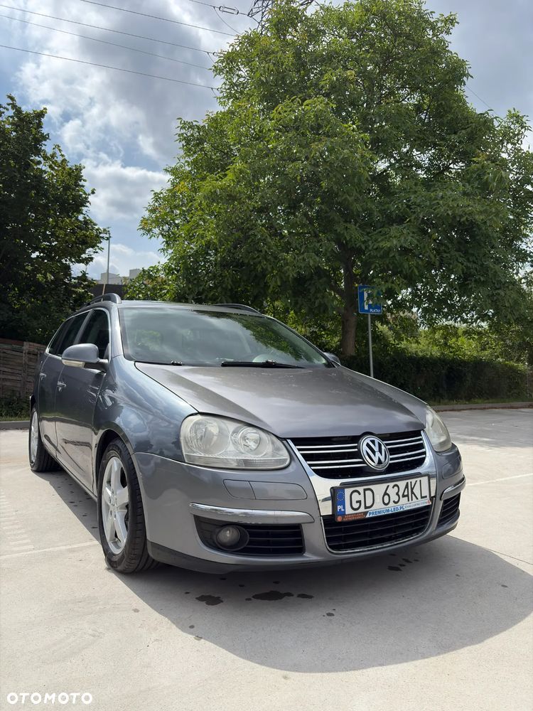 Volkswagen Golf 2.0 TDI Comfortline DSG - 2