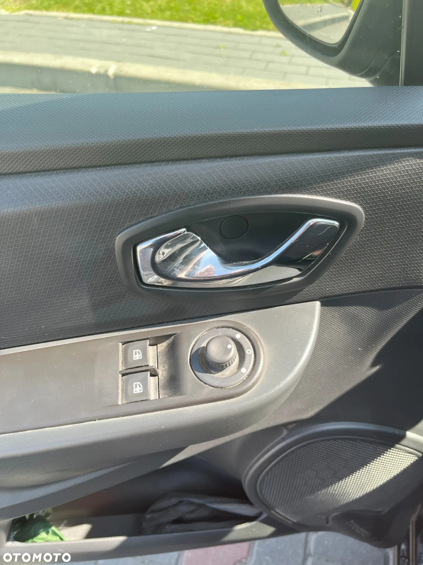 Renault Clio - 7