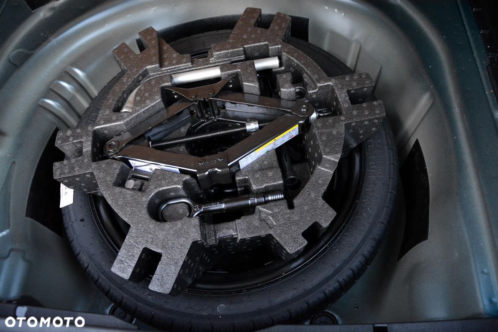 Skoda Superb 2.0 TDI DSG L&K - 23