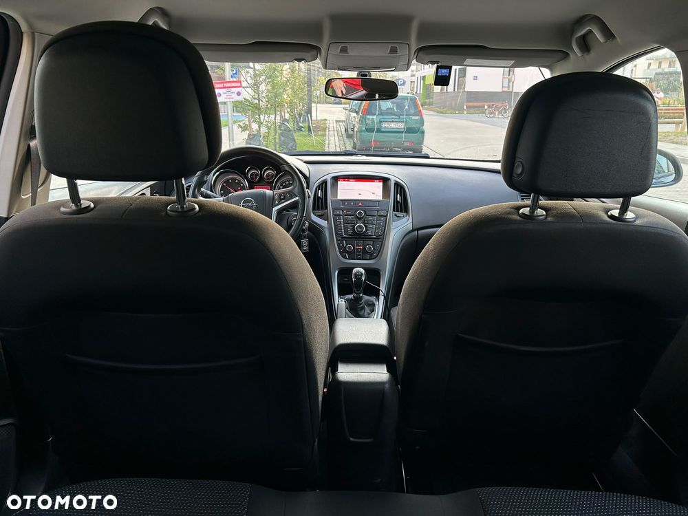 Opel Astra 1.6 CDTI Essentia - 13