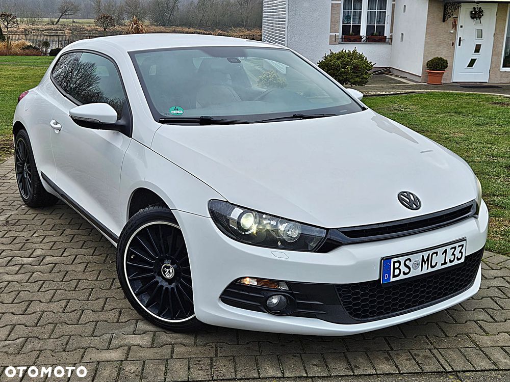 Volkswagen Scirocco 1.4 TSI DSG Edition - 9