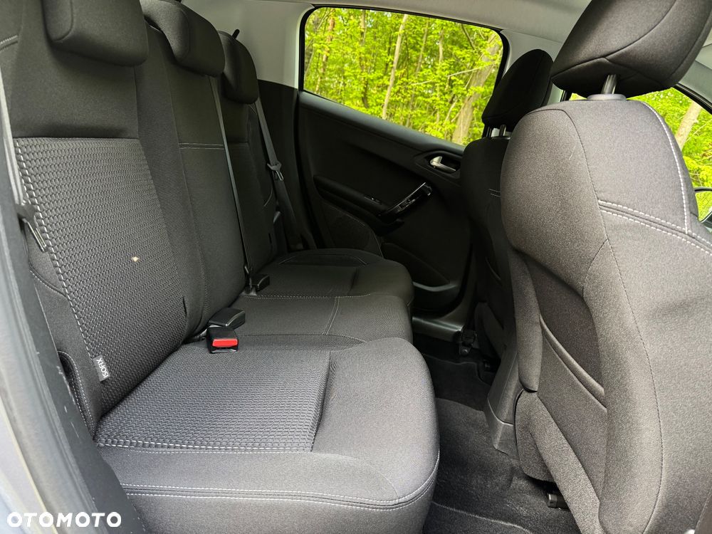 Peugeot 208 PureTech 110 Stop & Start EAT6 Tech Edition - 23