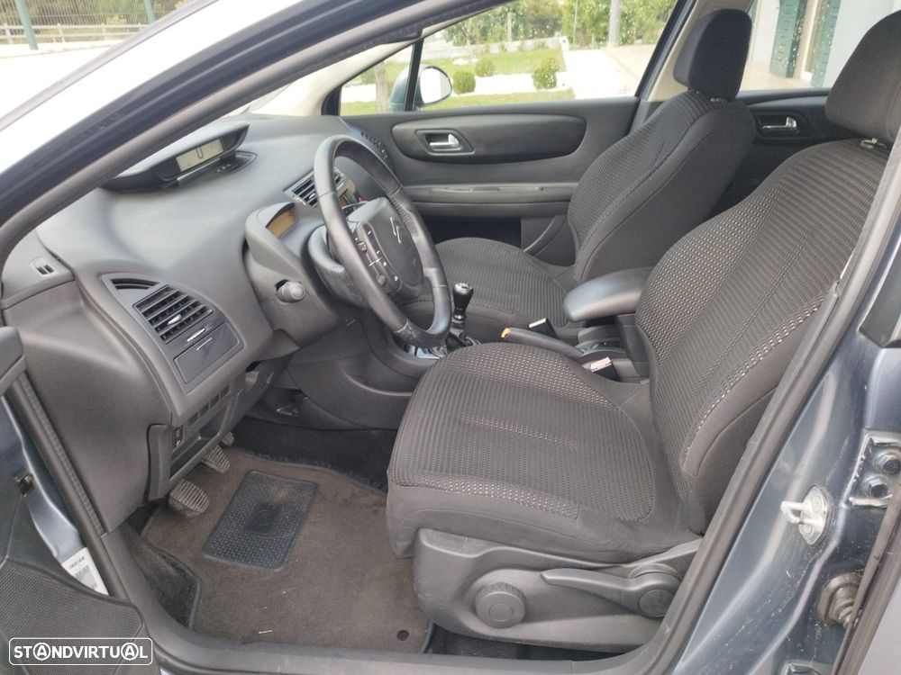 Citroën C4 1.4 16V VTR Pack - 16