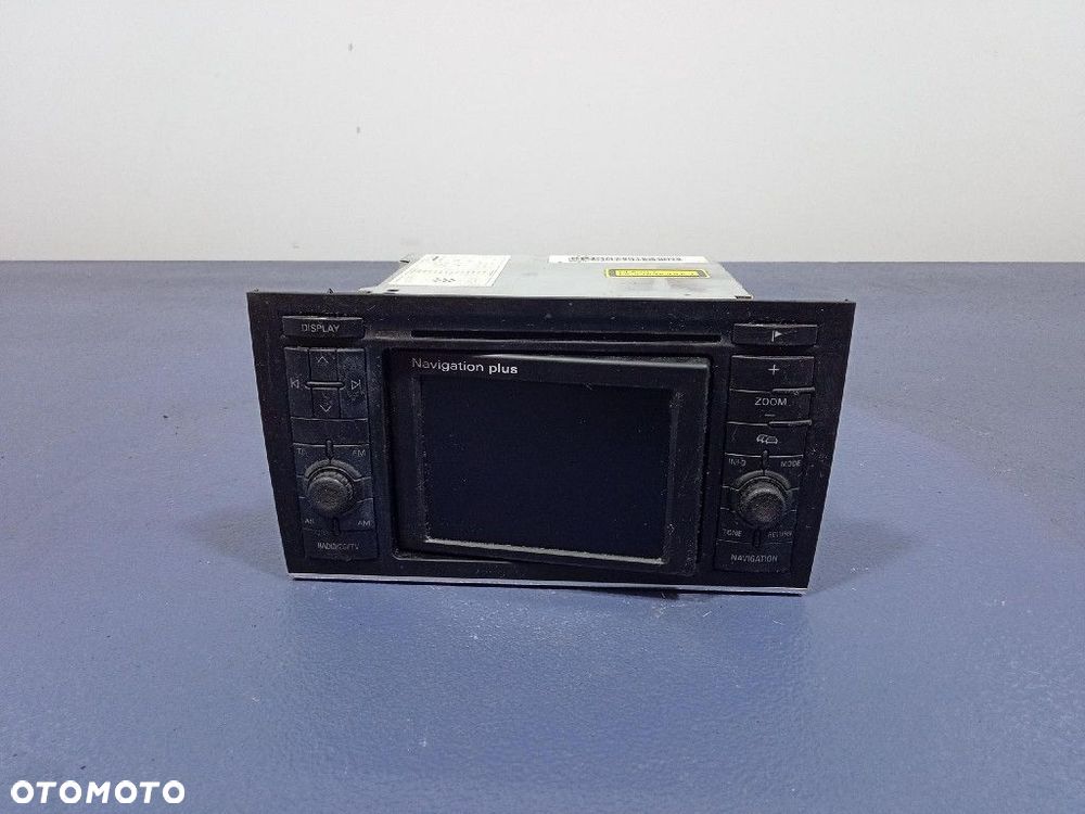 AUDI A4 B6 RADIO NAWIGACJA NAVIGATION PLUS 8E0035192B - 1