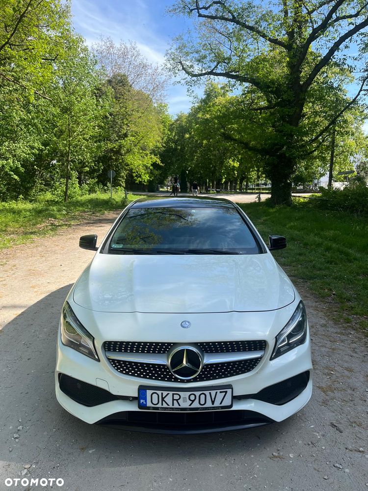 Mercedes-Benz CLA 200 d 7G-DCT AMG Line - 2