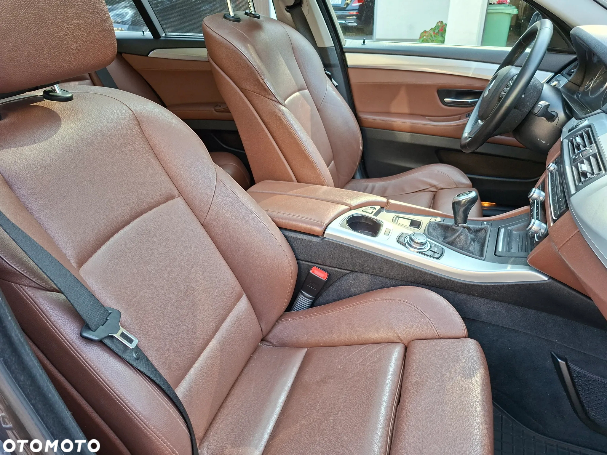 BMW Seria 5 520d Touring - 12