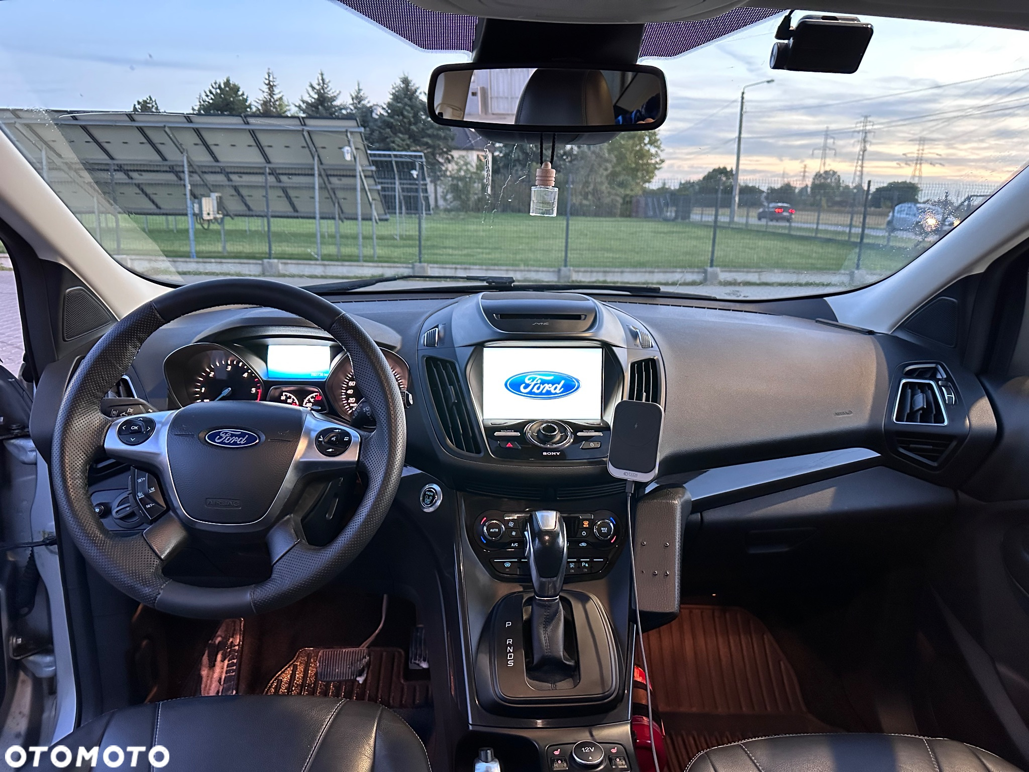 Ford Kuga - 9