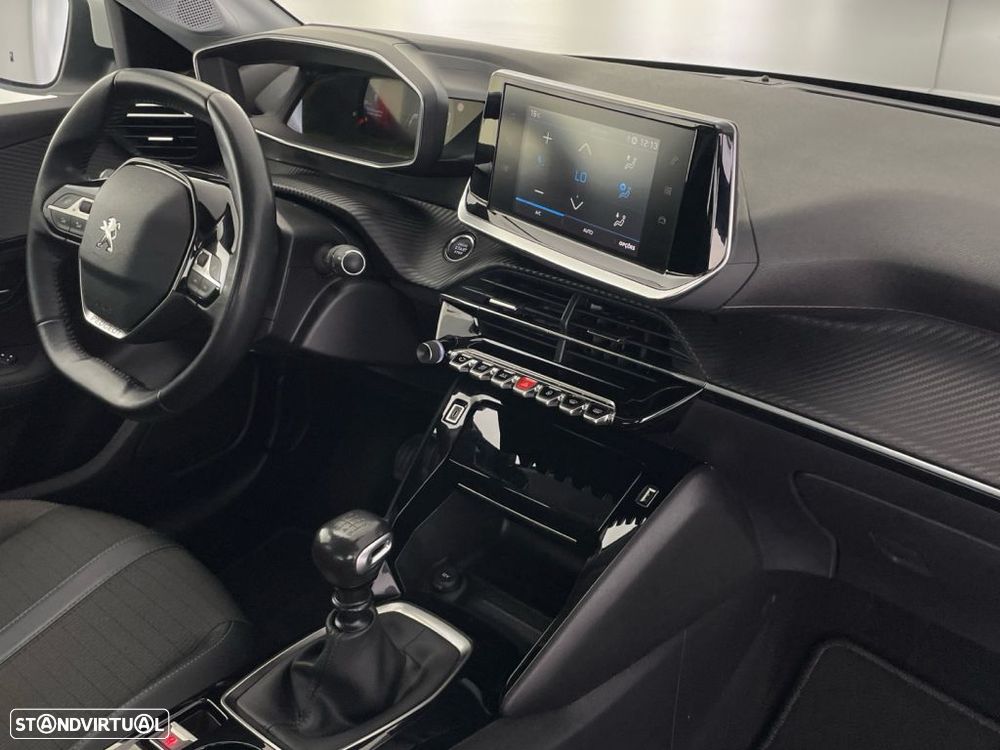 Peugeot 208 1.2 PureTech Allure - 23