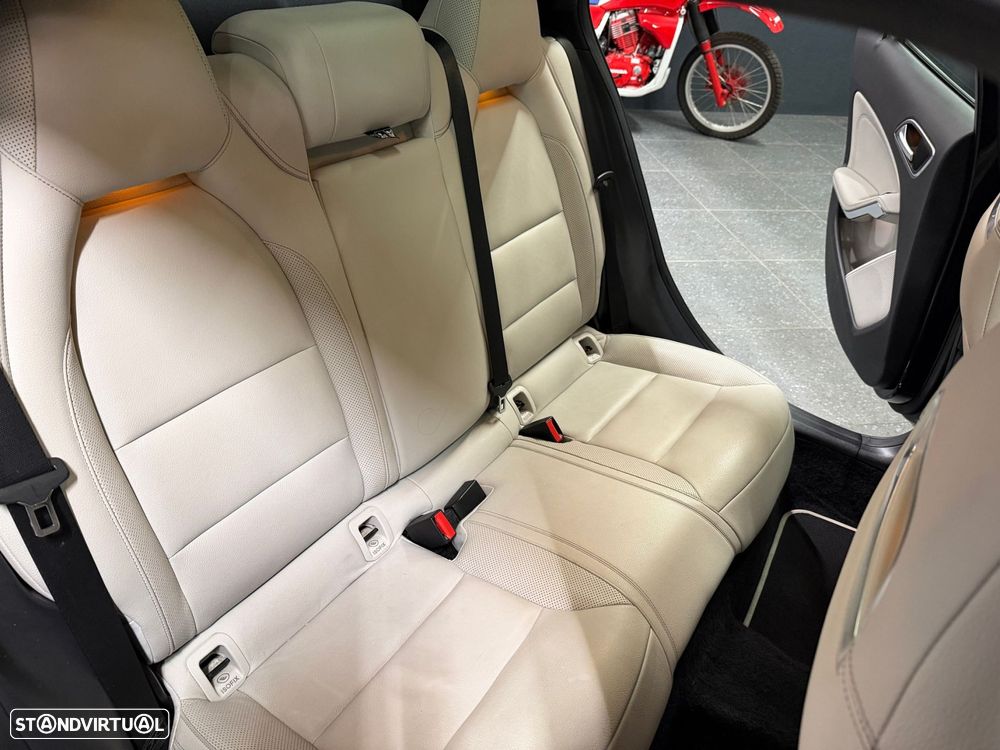 Mercedes-Benz GLA 220 CDI 7G-DCT AMG Line - 26