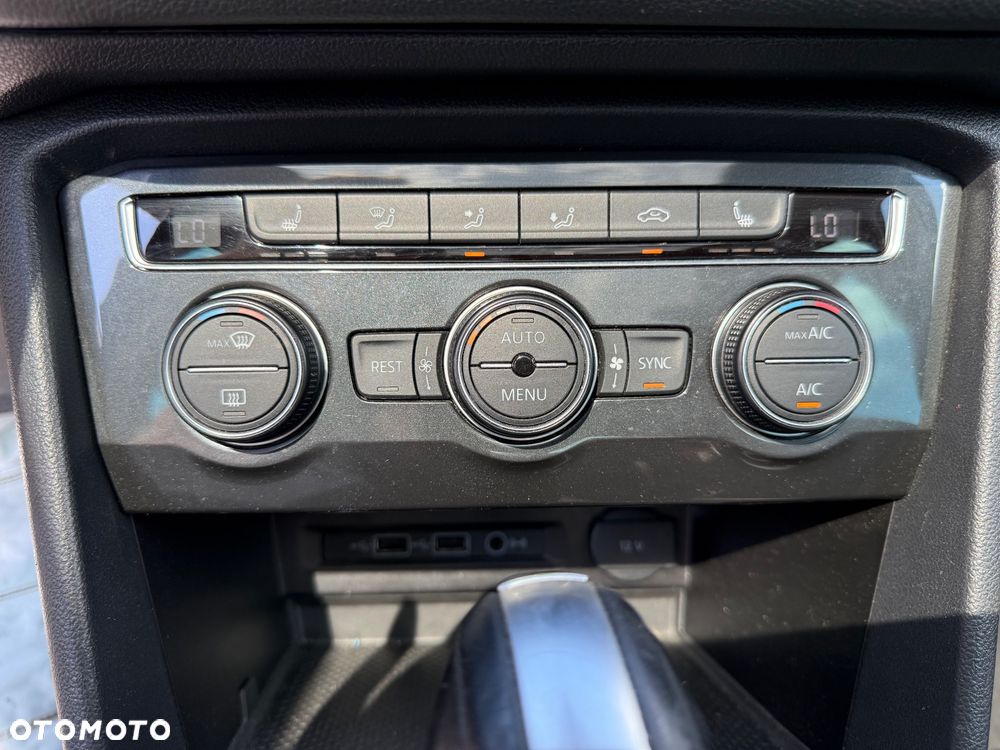 Volkswagen Tiguan - 15