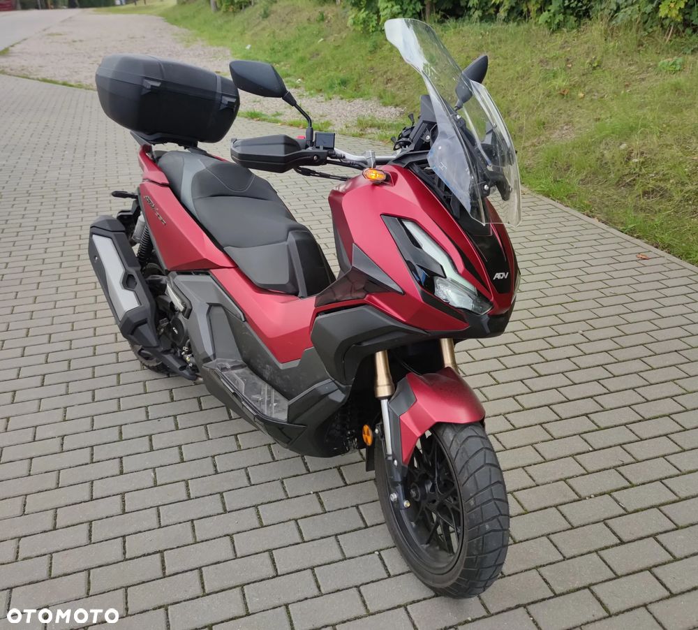 Honda ADV350 - 1