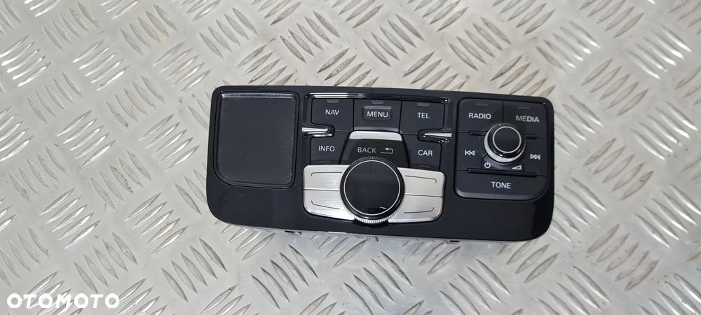 Audi A8 D4 Panel Sterowania Navi MMI - 1