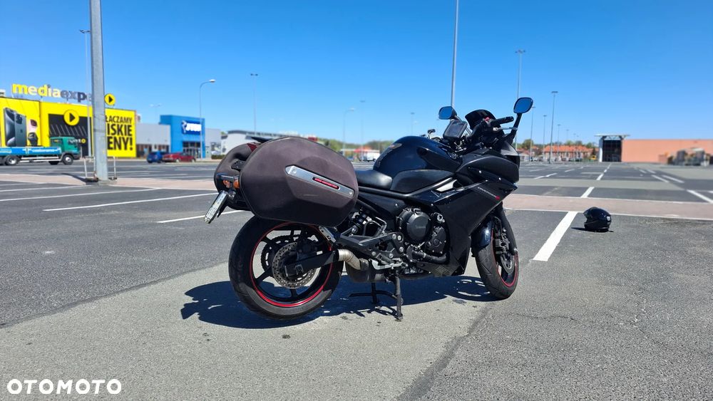 Yamaha XJ - 12