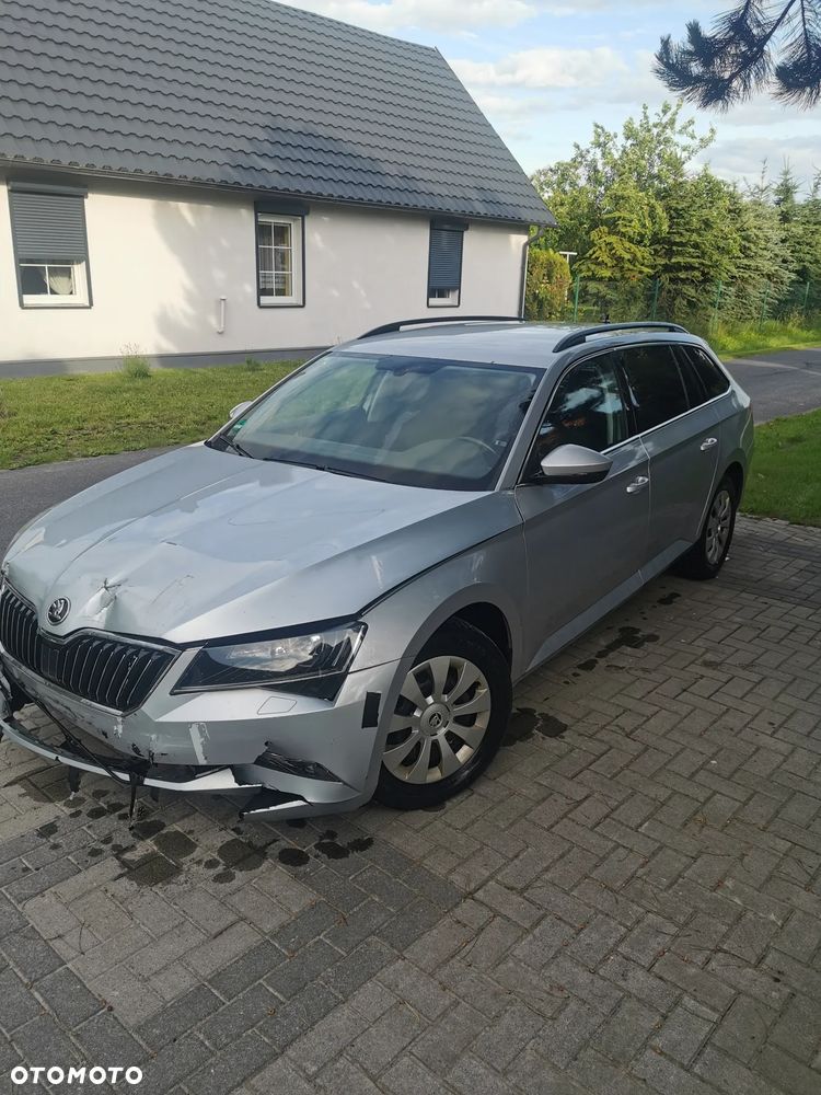 Skoda Superb 2.0 TDI Active - 12