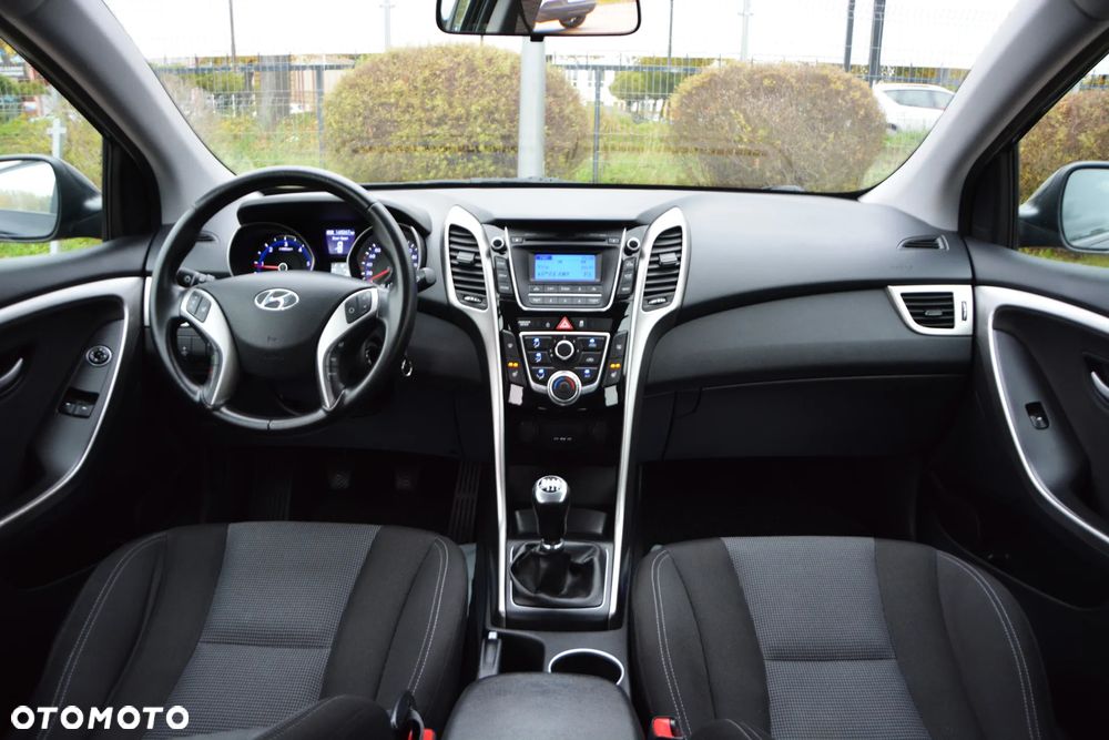 Hyundai i30 1.6 CRDI Fifa World Cup Edition - 30