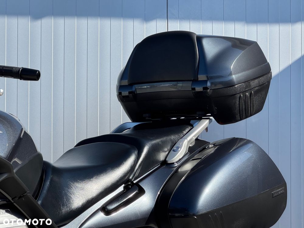 Honda ST - 27