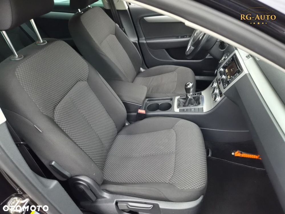 Volkswagen Passat - 7