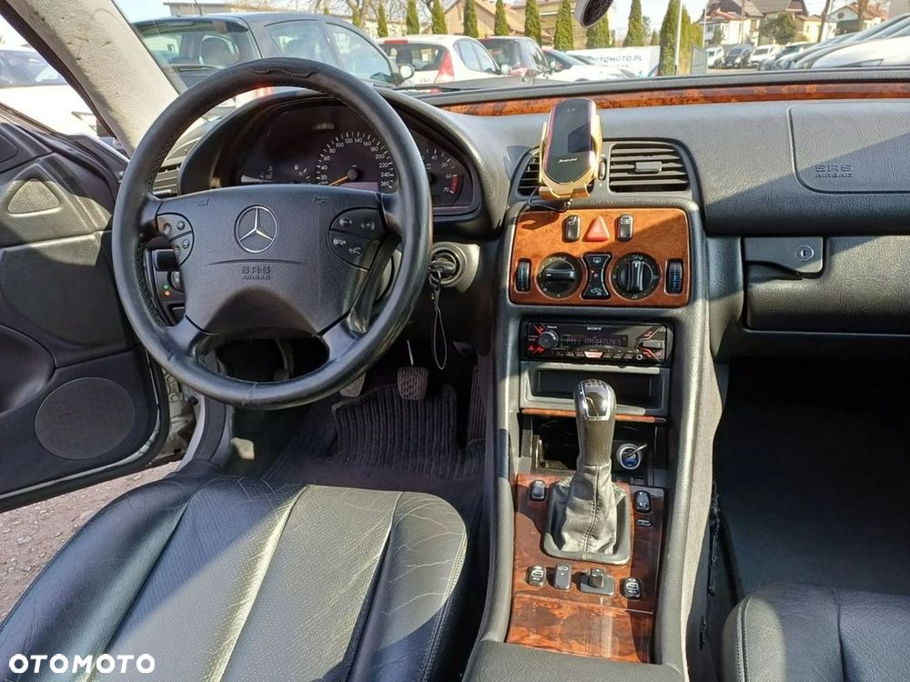 Mercedes-Benz CLK 200 Kompressor - 21