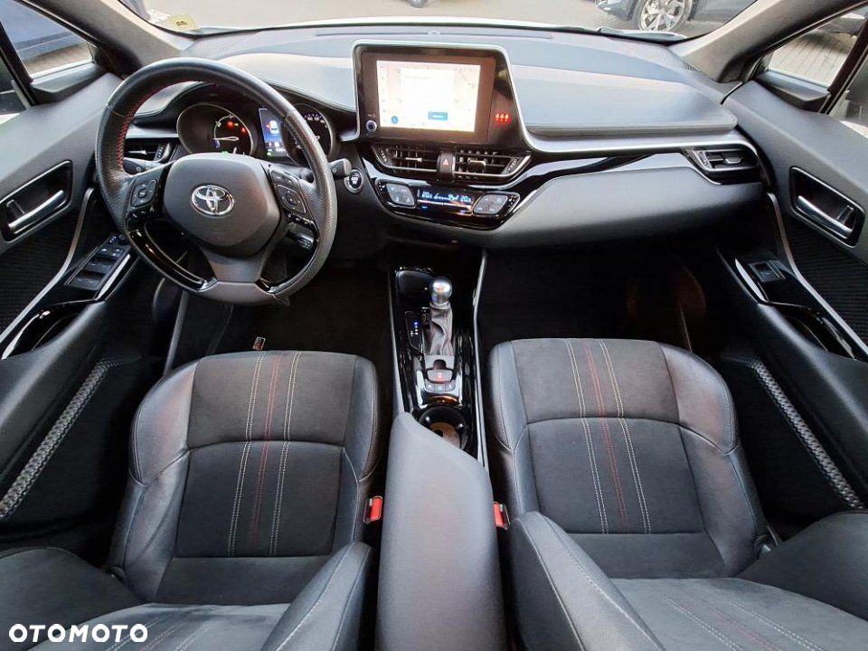 Toyota C-HR - 16