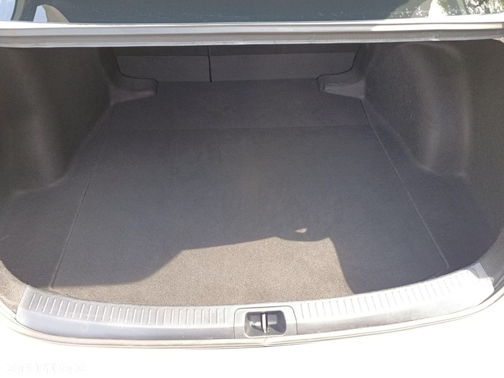Toyota Corolla 1.5 Comfort MS - 10