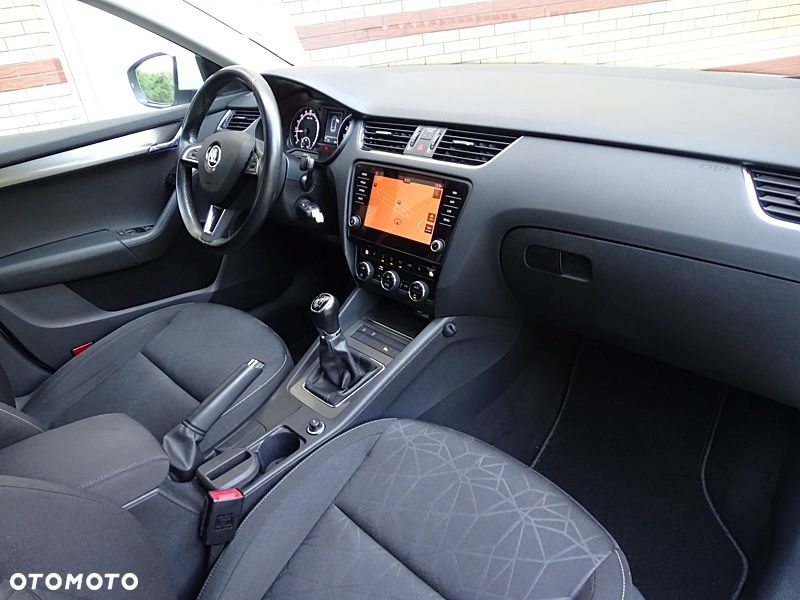 Skoda Octavia 2.0 TDI Clever - 7