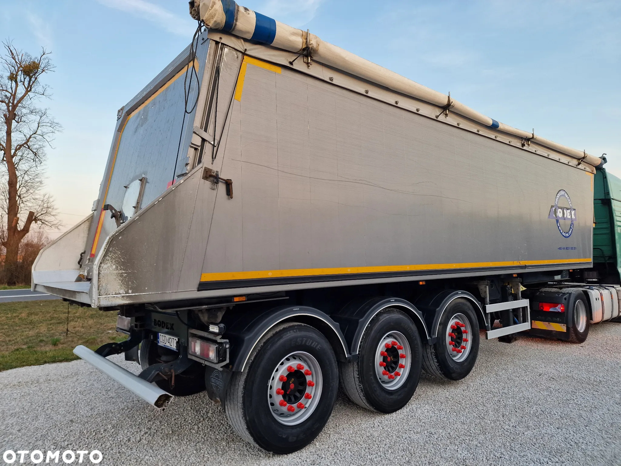 Bodex Naczepa WYWROTKA 42m2 - SAF - OŚ PODNOSZONA - ORYGINAŁ - 2