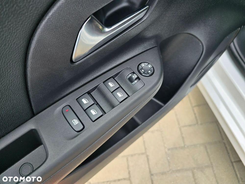 Opel Corsa - 24