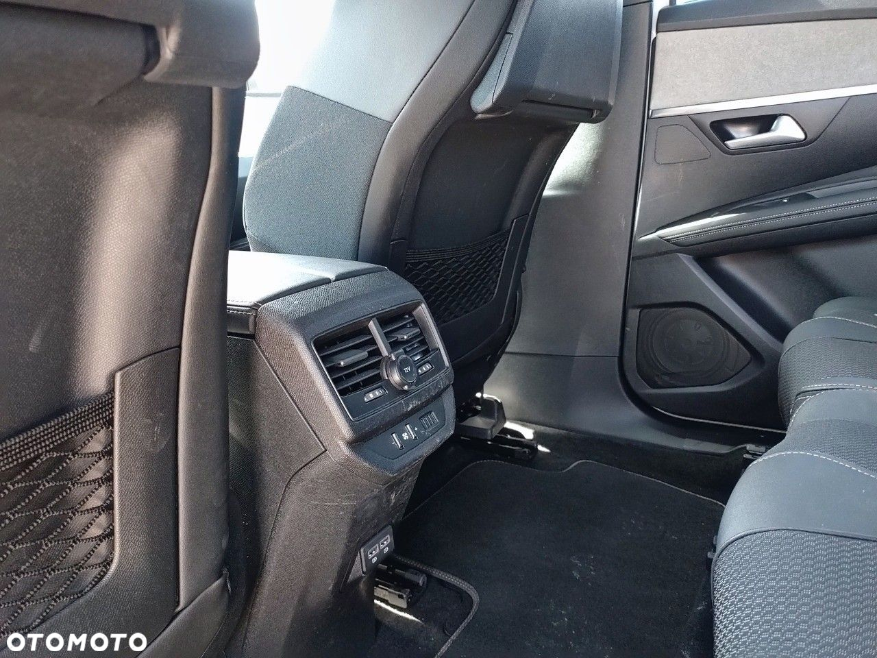 Peugeot 5008 1.5 BlueHDi GT S&S EAT8 - 17