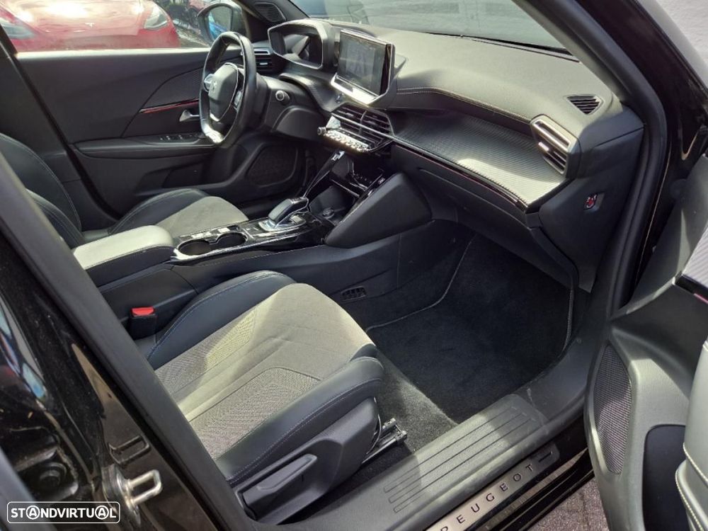 Peugeot e-2008 GT - 9