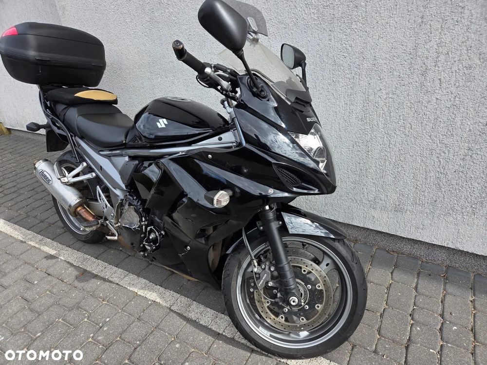 Suzuki GSX - 1