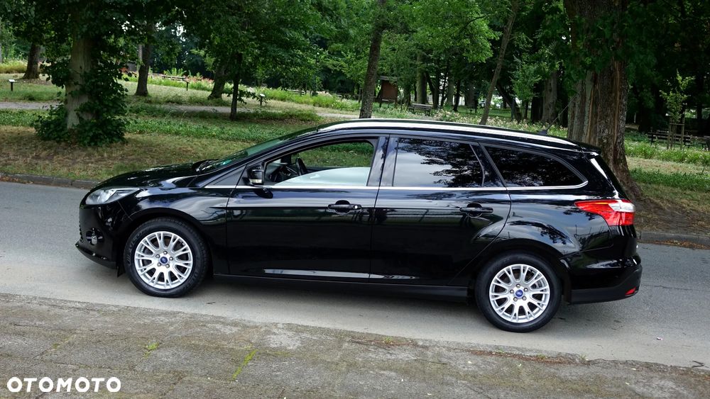 Ford Focus 1.6 EcoBoost Titanium - 27