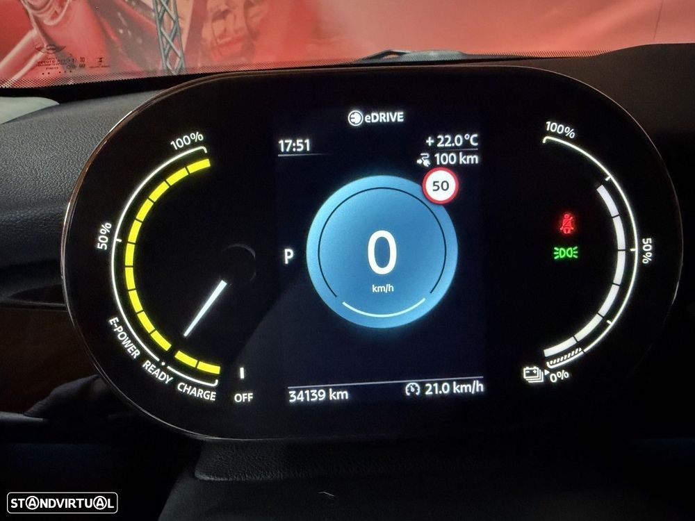 MINI 3 Portas Cooper SE Premium Essential - 24