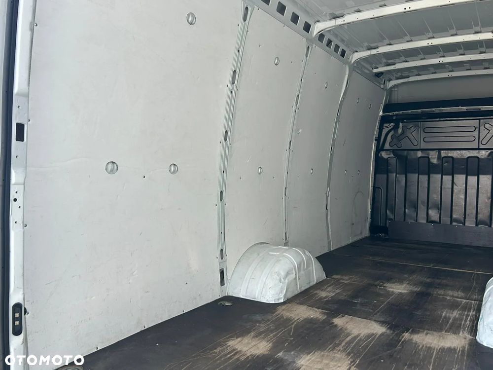 Iveco Daily 35C18 3.0 HPI L4H2 Maxi Max **NA BLIŹNIAKACH**KLIMA**Sprowadzony**2021R** - 10