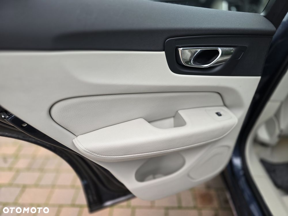 Volvo XC 60 - 7
