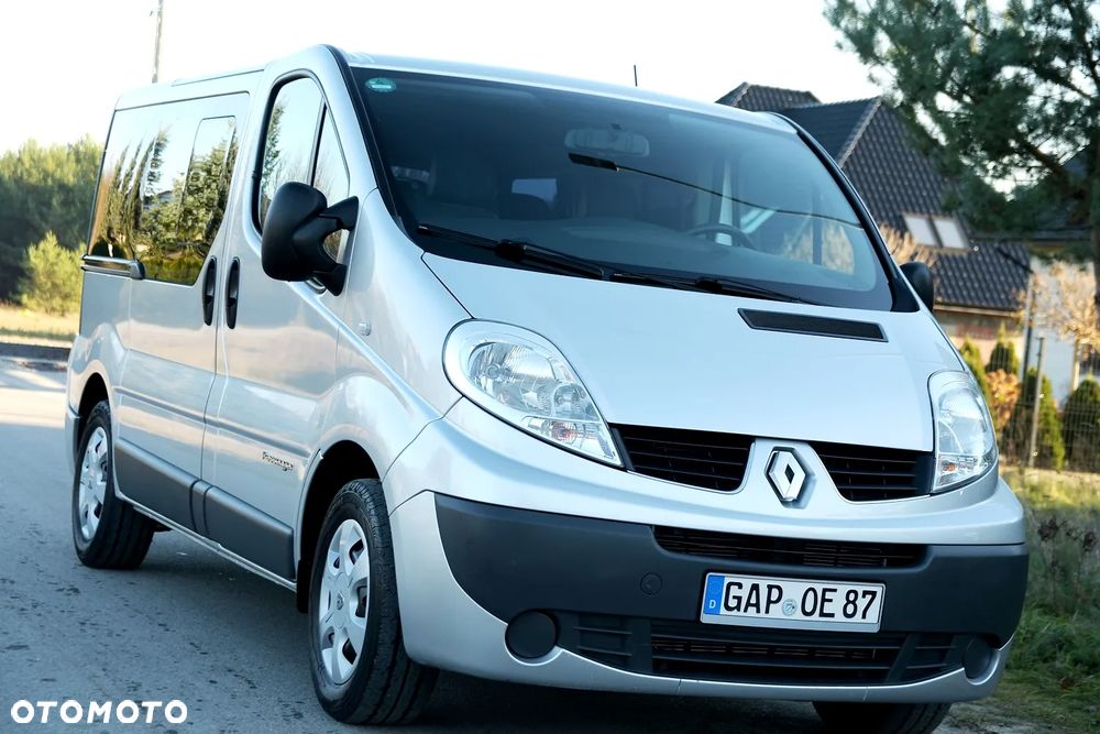 Renault Trafic - 1