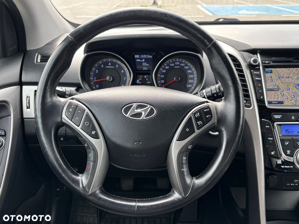 Hyundai i30 blue Kombi 1.6 GDi Style - 27