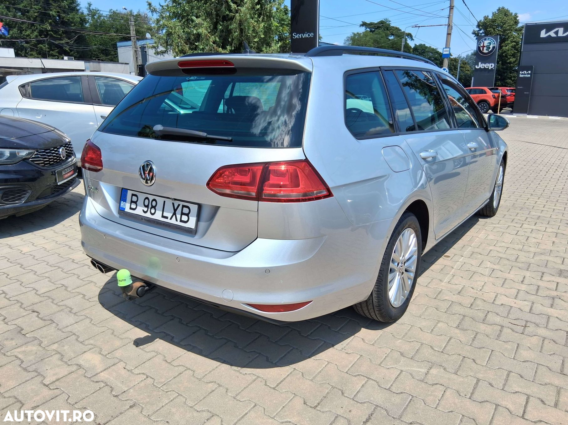 Volkswagen Golf Sportsvan 2.0 TDI DPF BMT Comfortline - 4