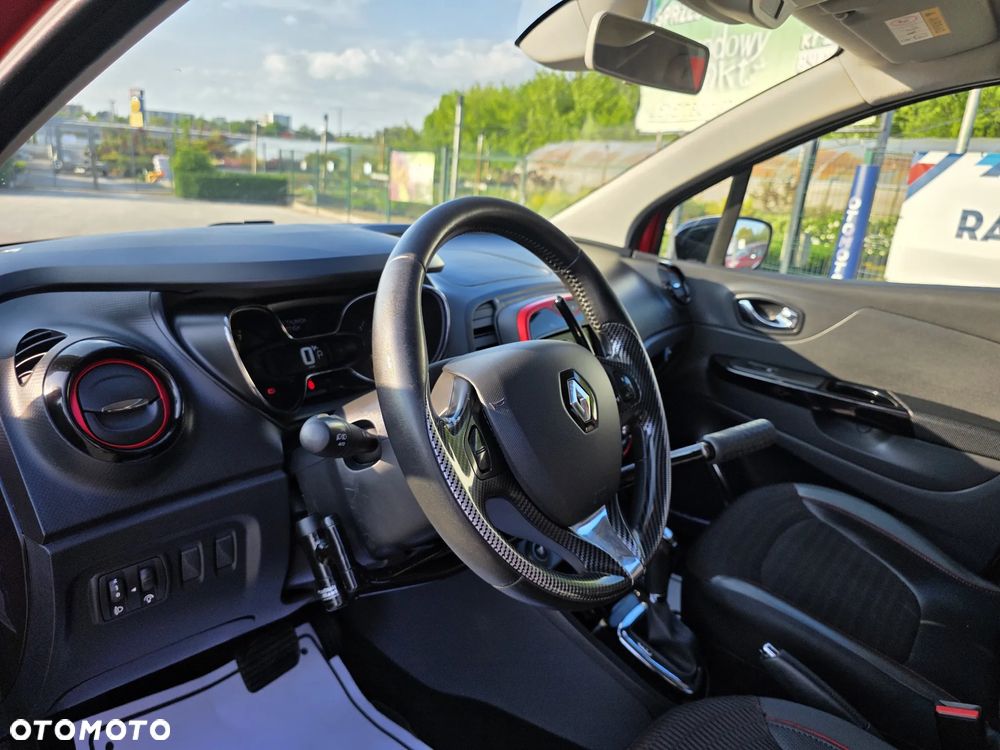 Renault Captur TCe 120 EDC Helly Hansen - 12