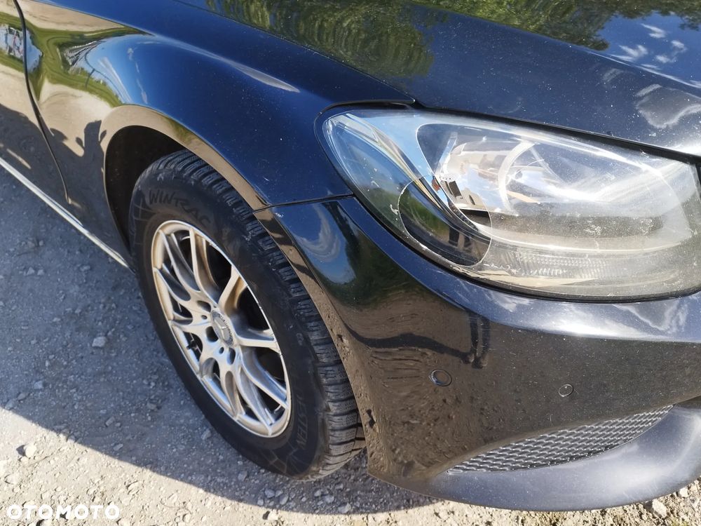 Mercedes-Benz Klasa C 220 (BlueTEC) d 7G-TRONIC Avantgarde - 4