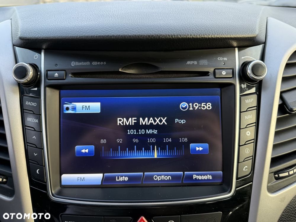 Hyundai i30 Kombi 1.6 GDi DCT Style - 26
