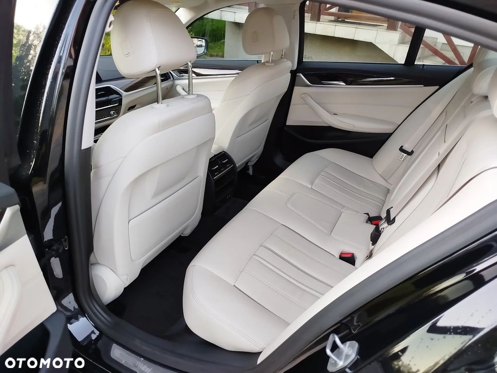 BMW Seria 5 - 11