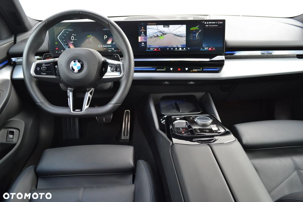 BMW Seria 5 520d xDrive - 4