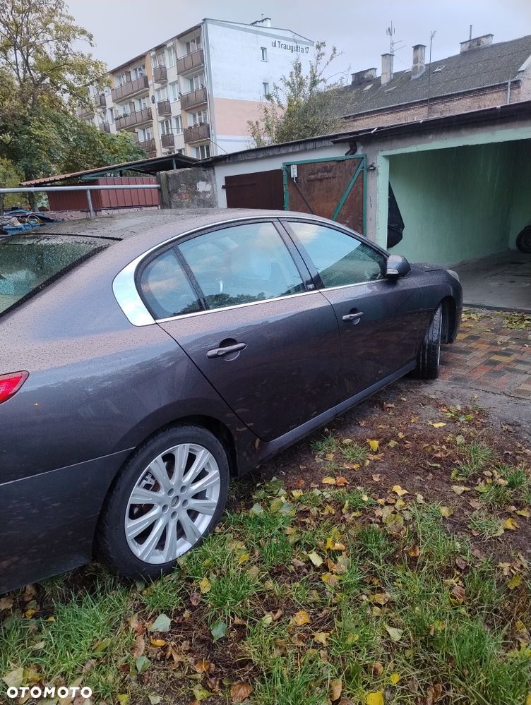 Renault Latitude - 3