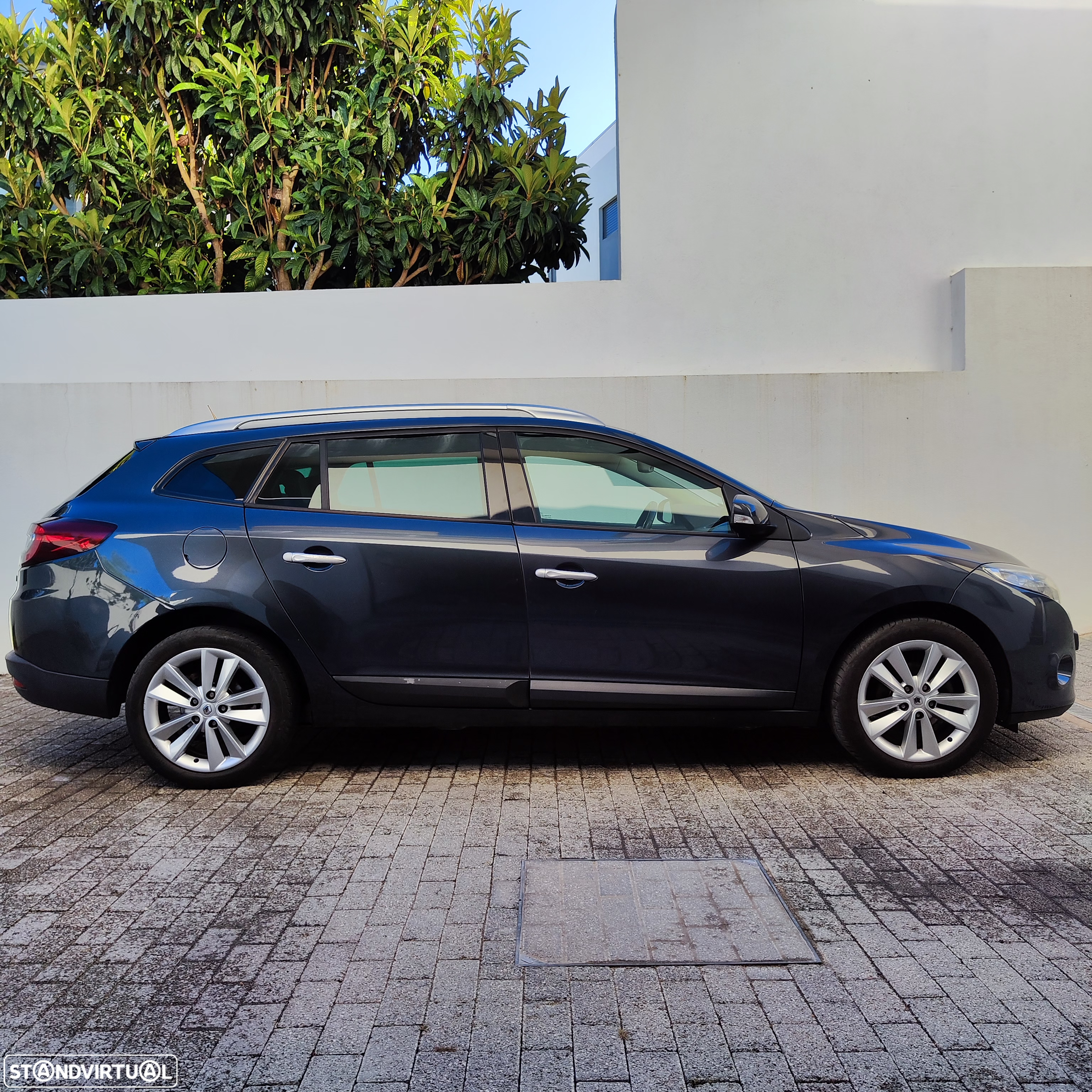 Renault Mégane Sport Tourer 1.5 dCi Dynamique S CO2 Champion - 2
