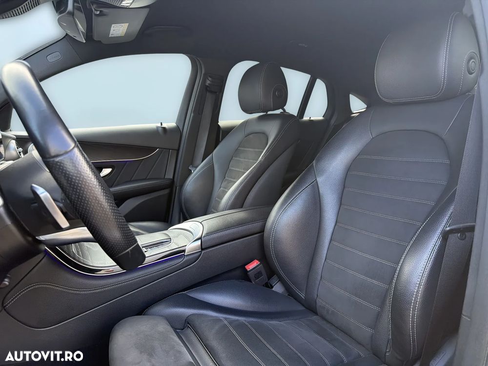 Mercedes-Benz GLC Coupe 300 e 4Matic 9G-TRONIC AMG Line Plus - 11
