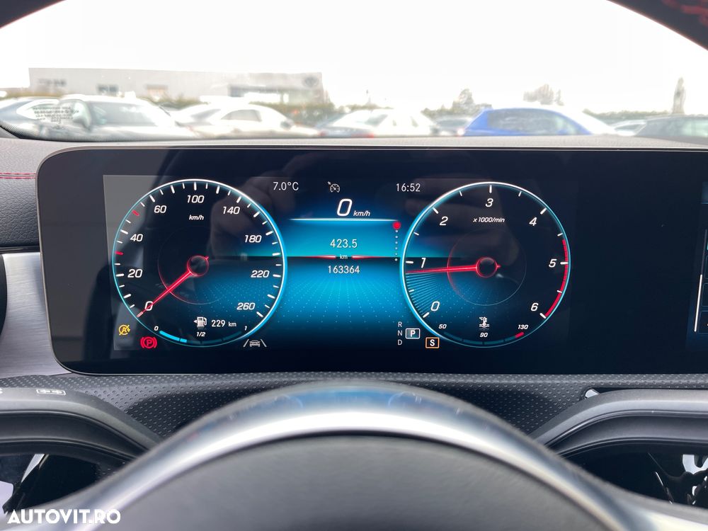 Mercedes-Benz CLA - 39