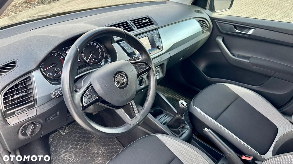 Skoda Fabia - 15