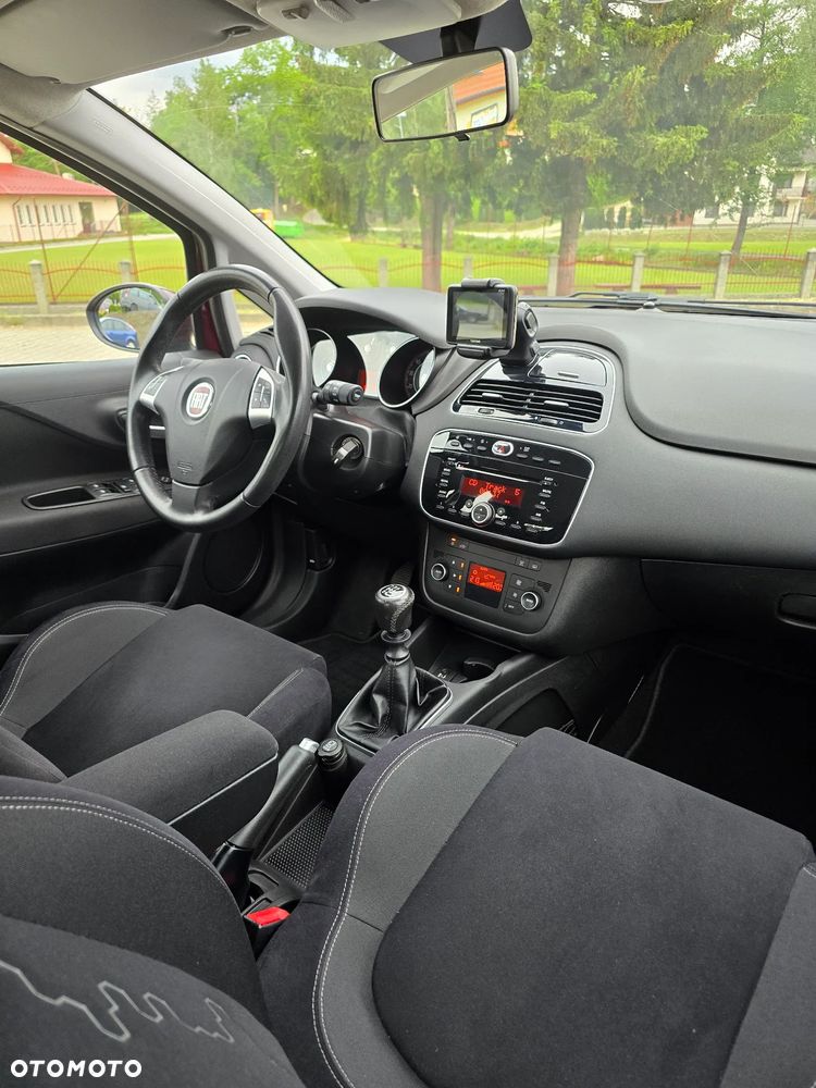 Fiat Punto 2012 - 25