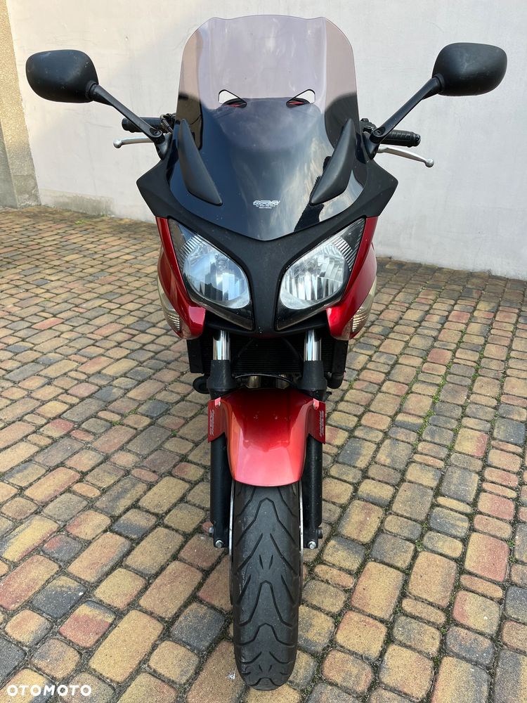 Honda CBF - 10